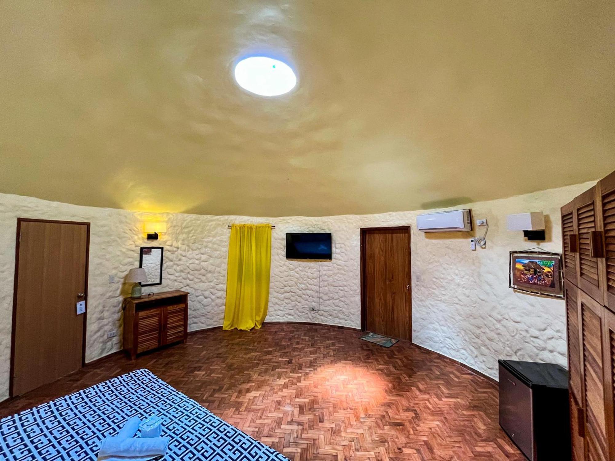 Midnite Inn Panglao Eksteriør billede