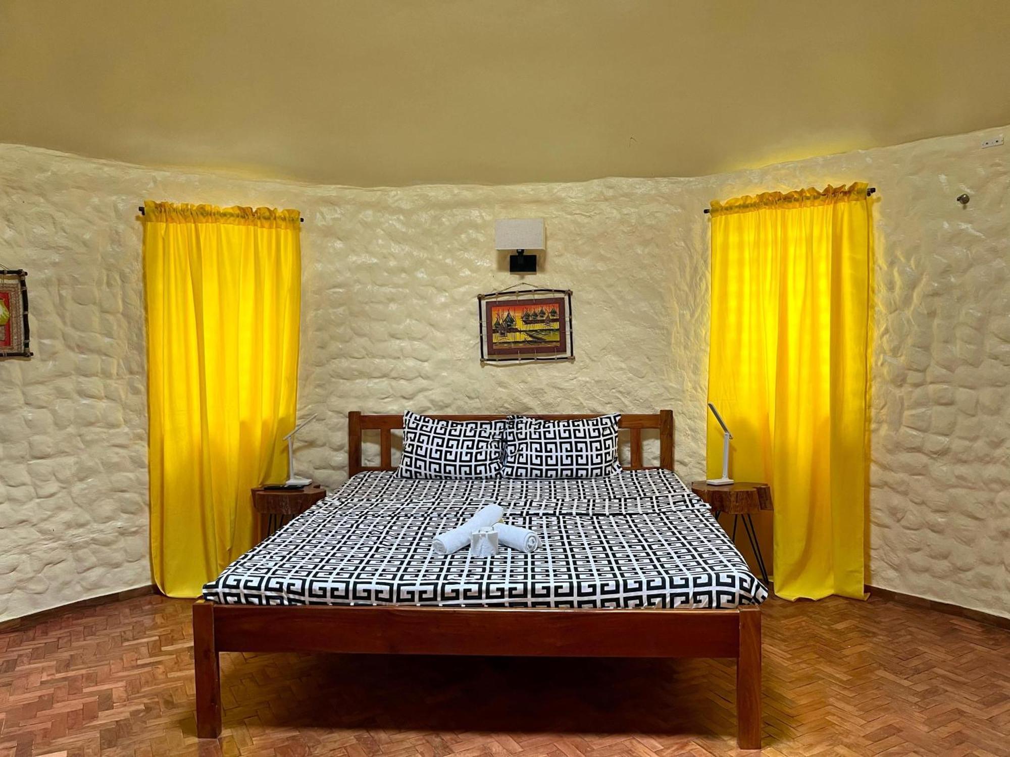Midnite Inn Panglao Eksteriør billede
