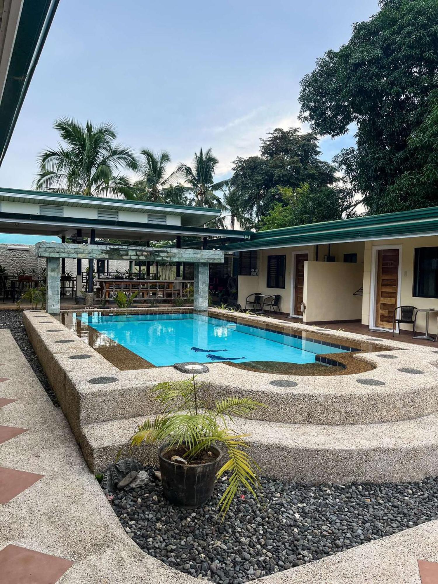 Midnite Inn Panglao Eksteriør billede