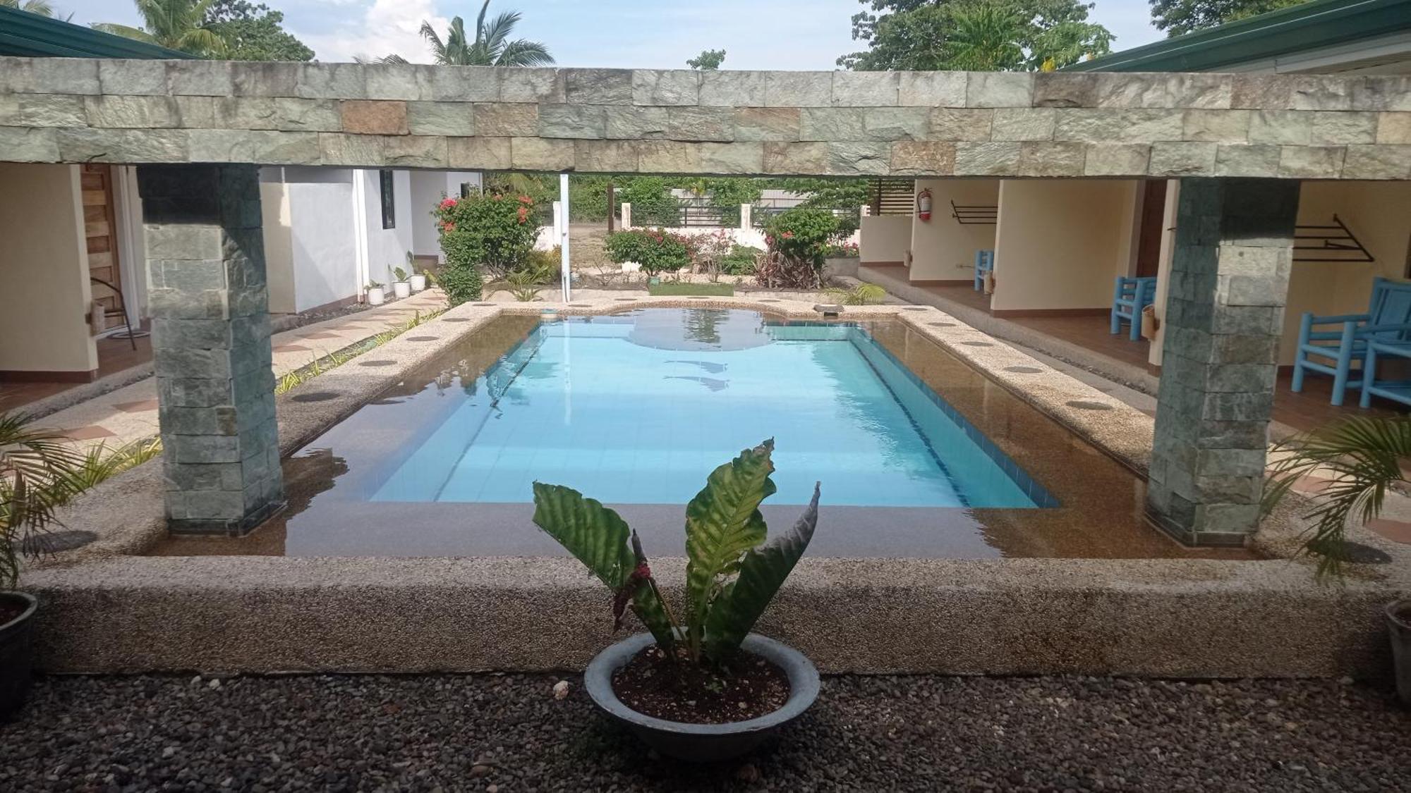 Midnite Inn Panglao Eksteriør billede