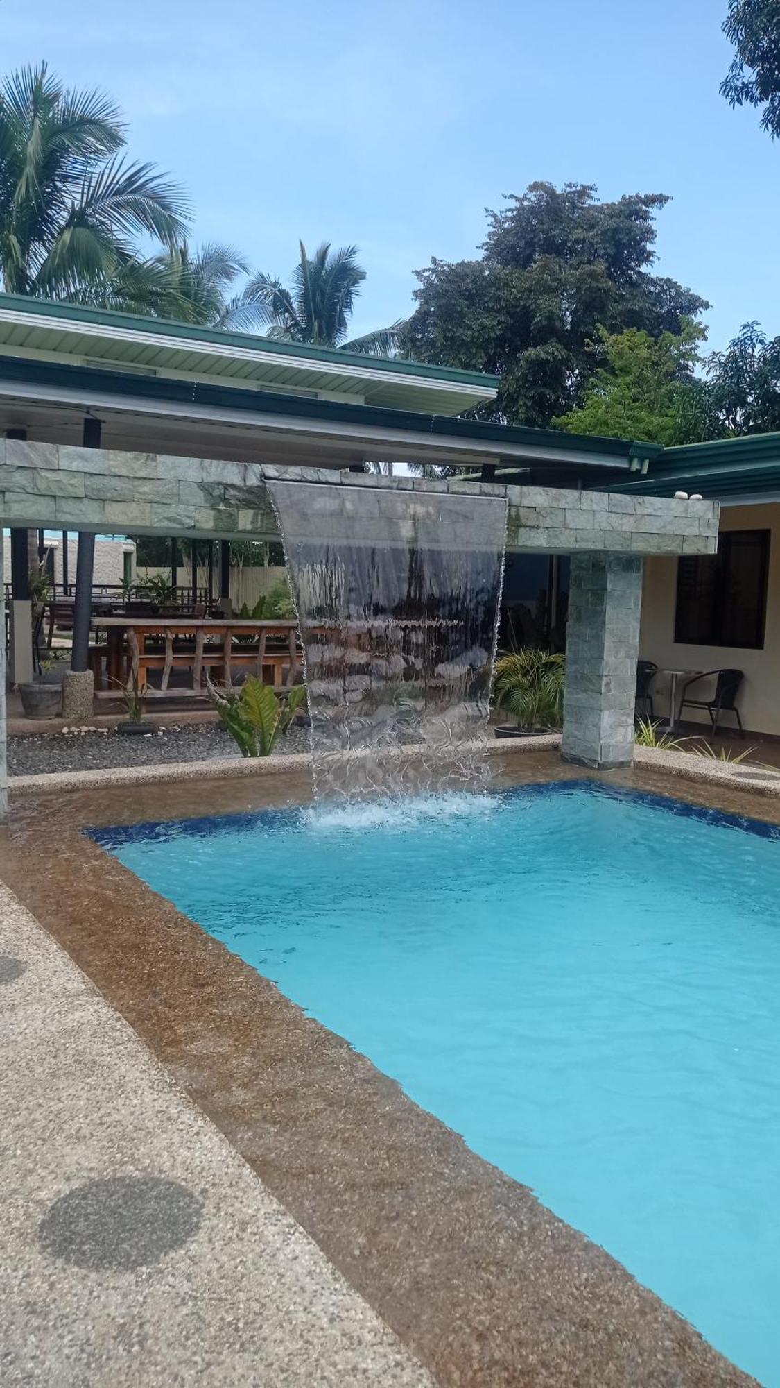 Midnite Inn Panglao Eksteriør billede
