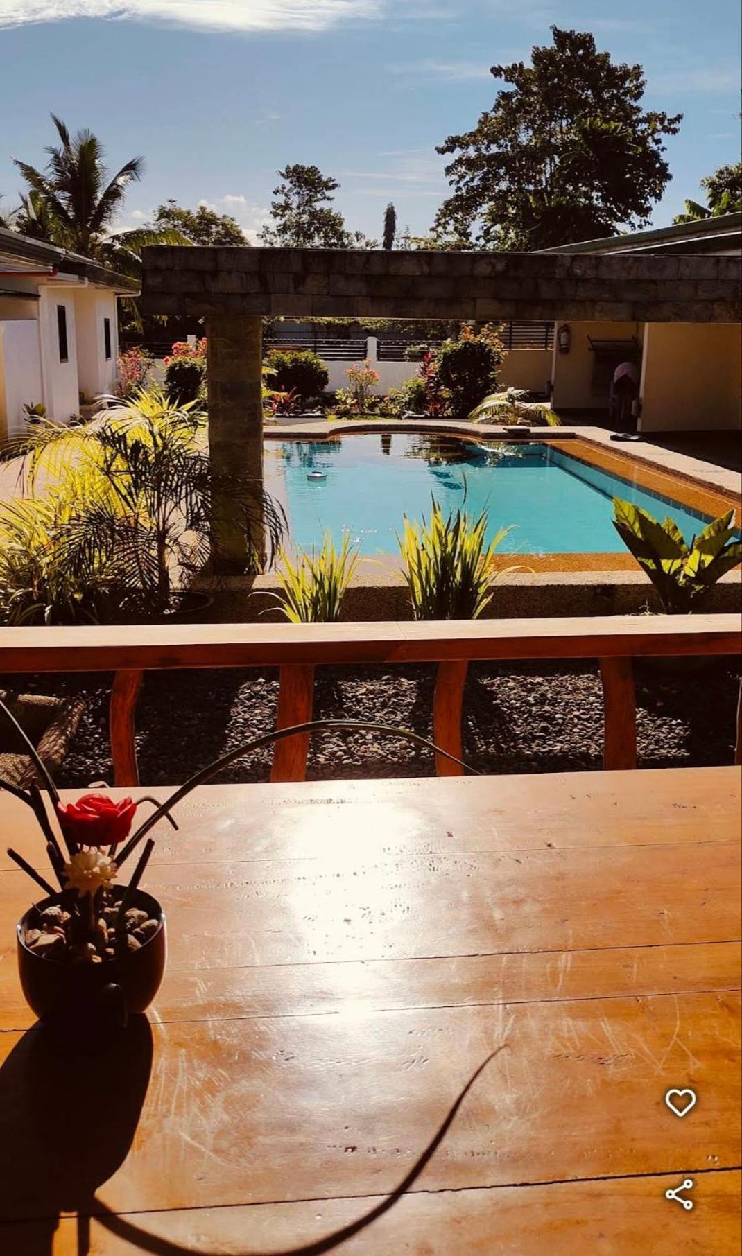 Midnite Inn Panglao Eksteriør billede